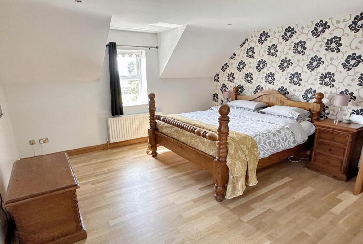 Tara House Hotel Annalong Екстериор снимка